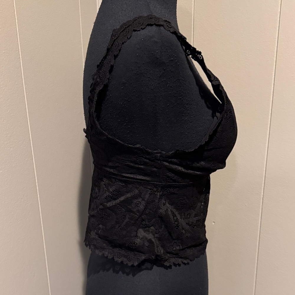 B36 Show Off by aerie Black Floral Lace V-Neck Bandeau Bralette - Picture 6 of 8